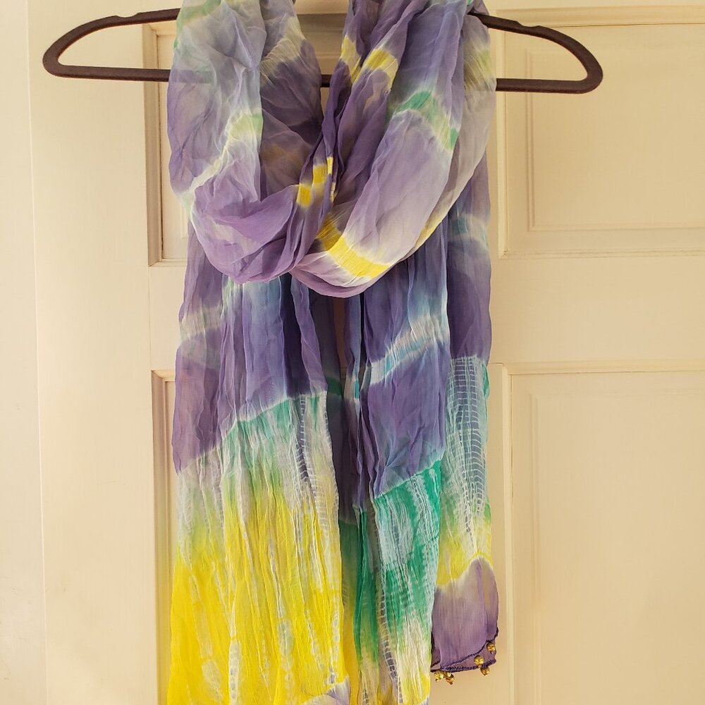 Glorious tie-dye 6' beaded scarf